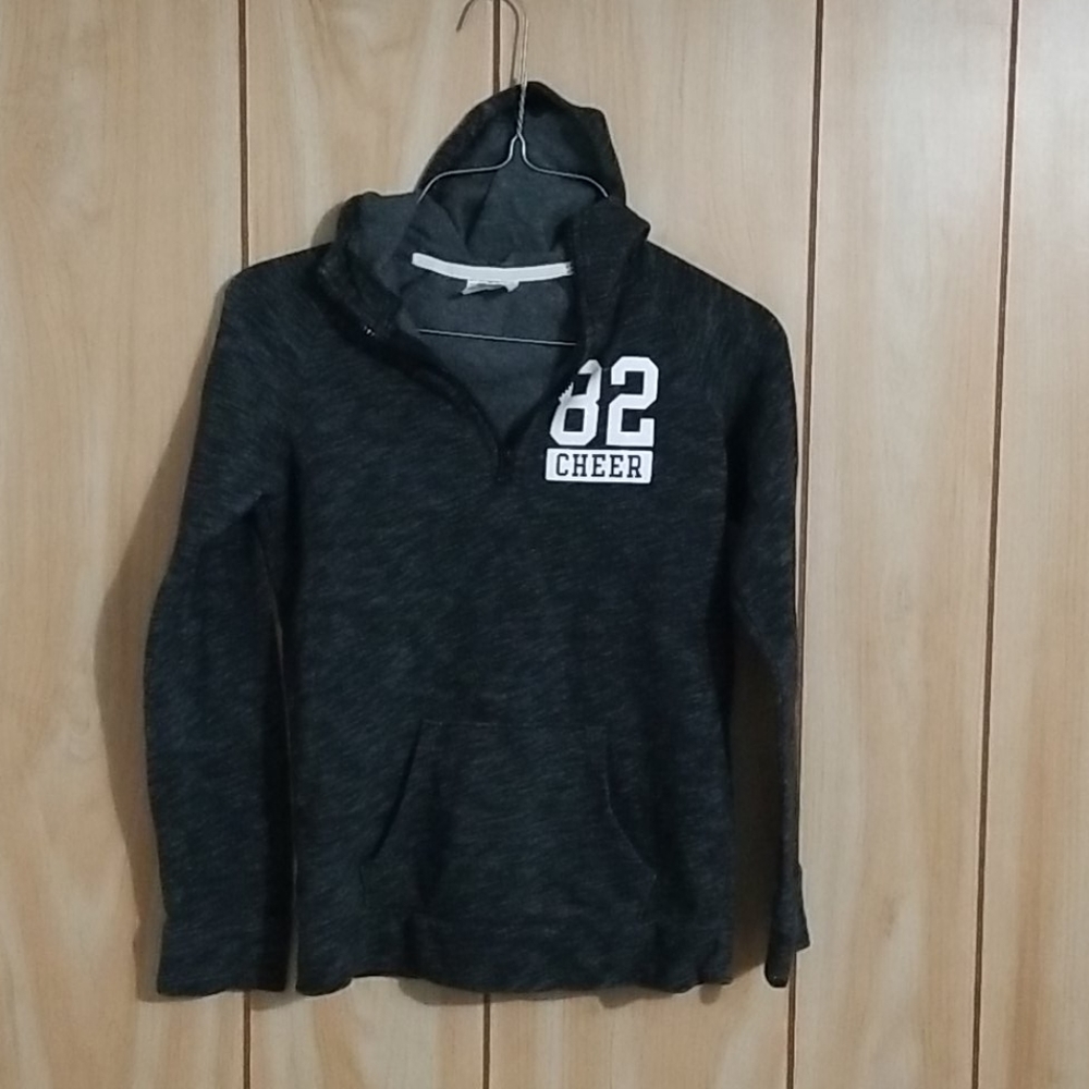 🧥 Girls Danskin hooded jacket.